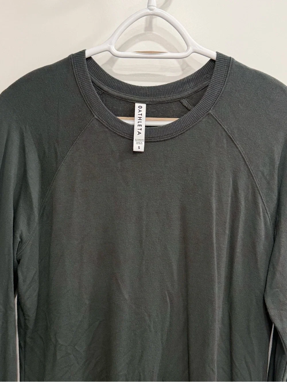 Athleta Slate Gray Green Crew Neck Lightweight Knit Pullover Sweatshirt Women S - Picture 2 of 4